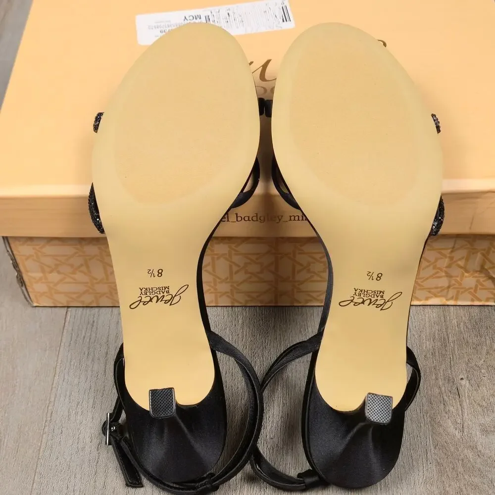 Jewel Badgley Mischka Ankle strap heels Blk 8.5